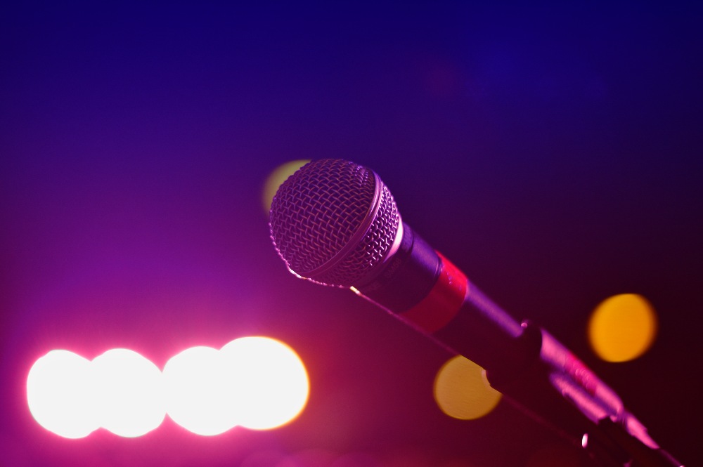 Beragam Genre Lagu Karaoke Yang Bisa Kamu Jelajahi